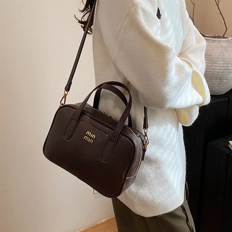 2025 New Fashion Versatile Large Capacity Pillow Bag Ladies Handbag Shoulder Bag Crossbody Bag Stylish And Practical